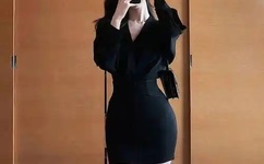 公交车掀开奶罩边躁狠狠躁漫画